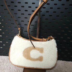 Coach Teri Shoulder Bag CE557